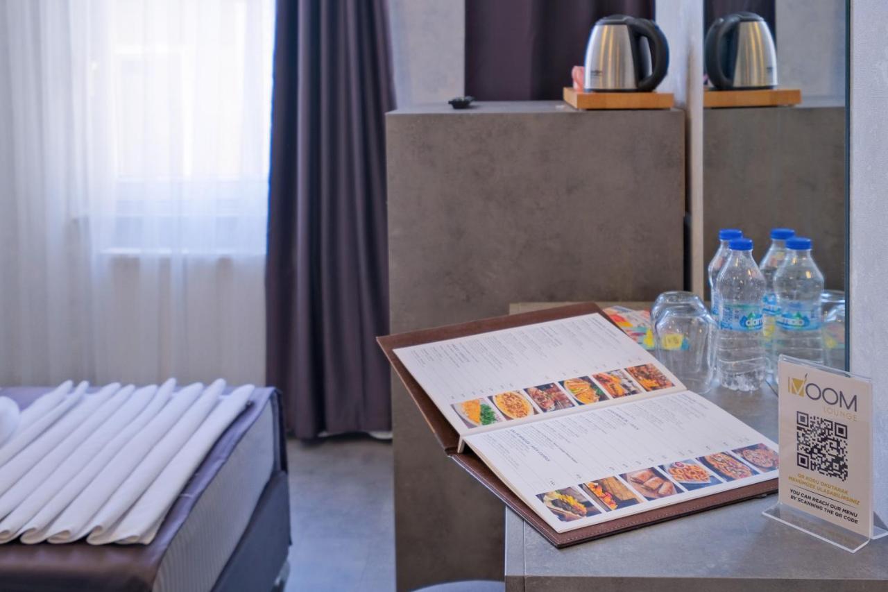 The Queen Hotel Istanbul Exterior photo