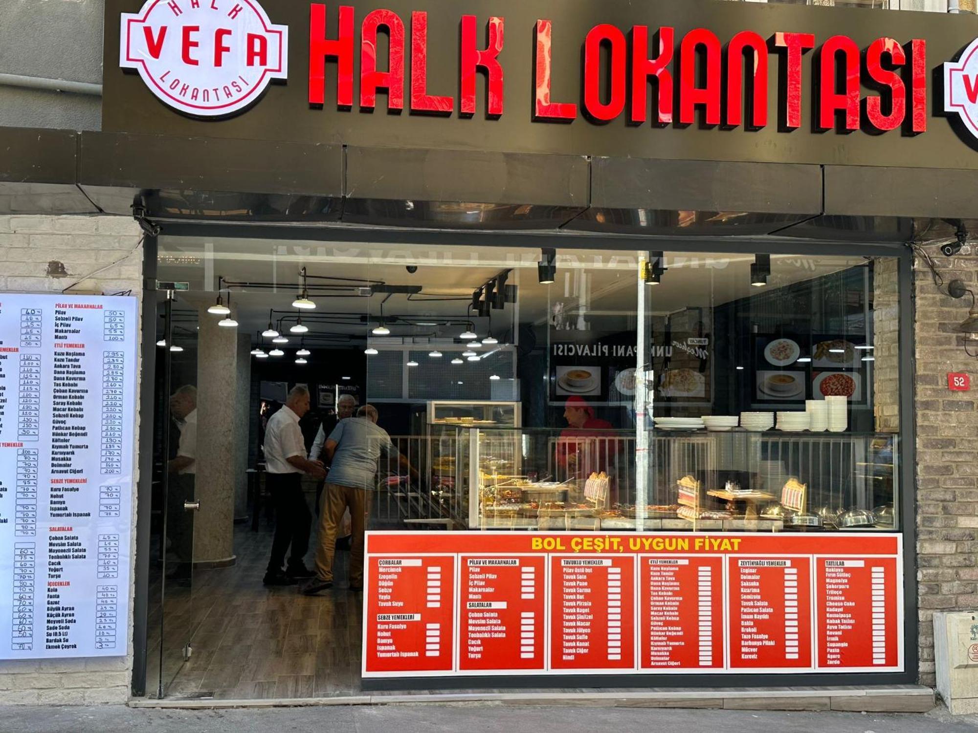 The Queen Hotel Istanbul Exterior photo